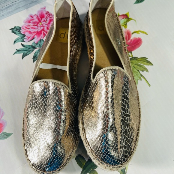 DV by Dolce Vita Espadrille Flats Snake Print, 9.5 - Picture 3 of 9
